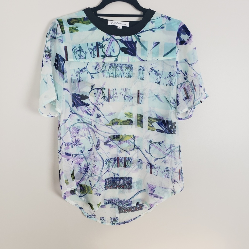BCBGeneration dressy tee with cut out back A15